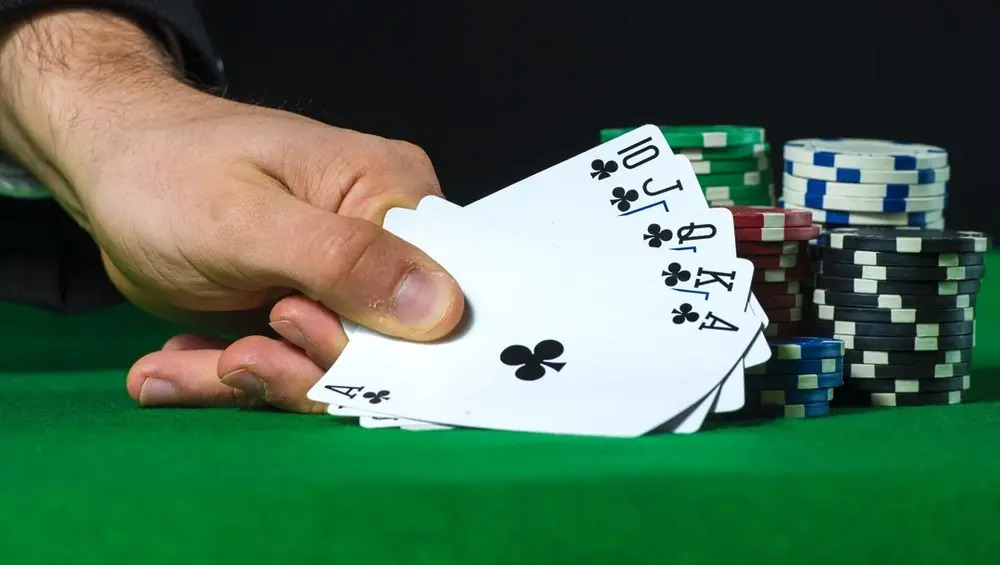luck skill in poker